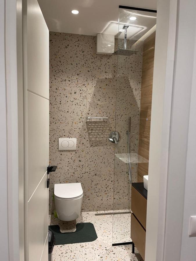 Downtown Studio Apartments Tiranë Ngoại thất bức ảnh
