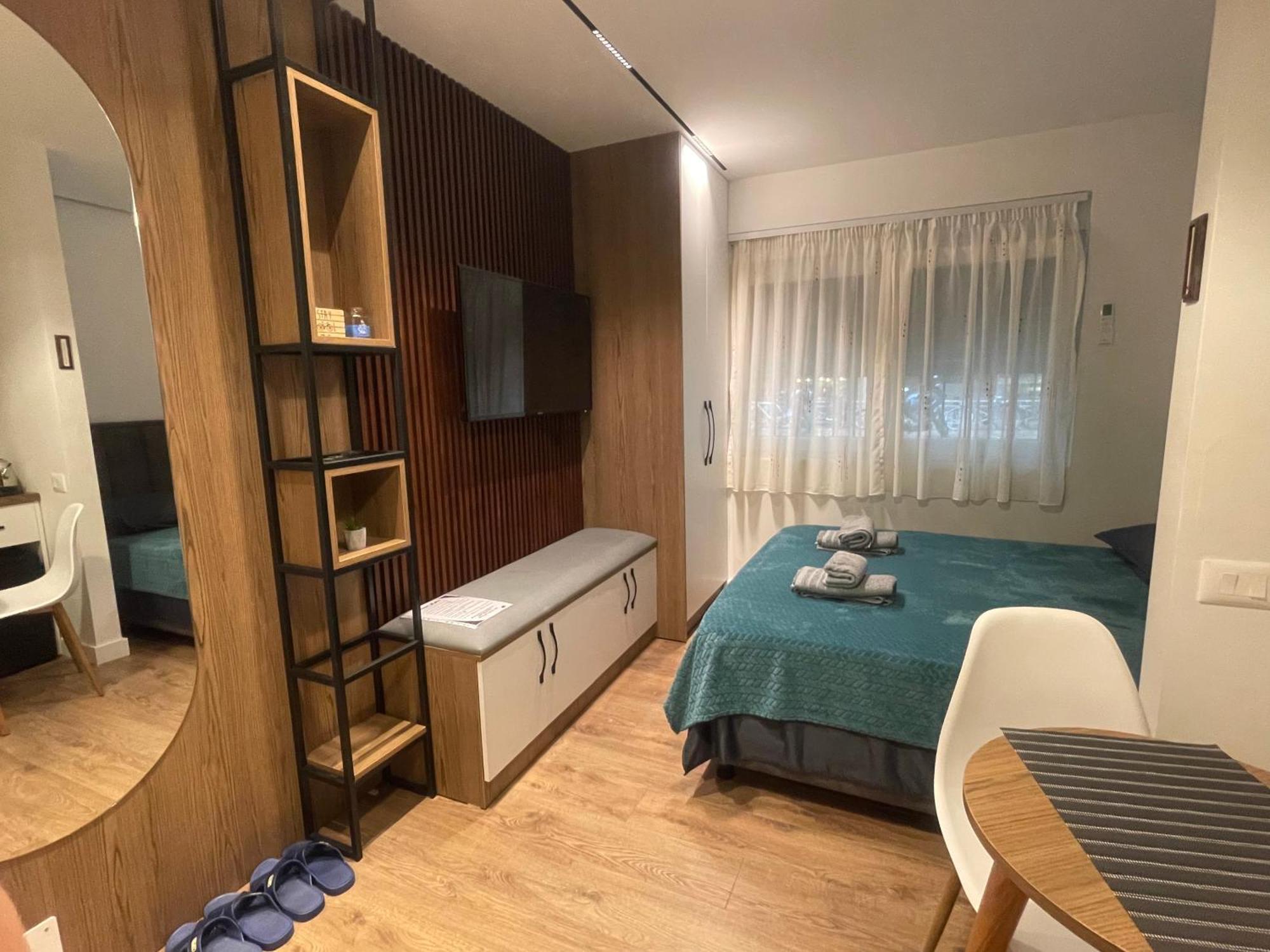 Downtown Studio Apartments Tiranë Ngoại thất bức ảnh