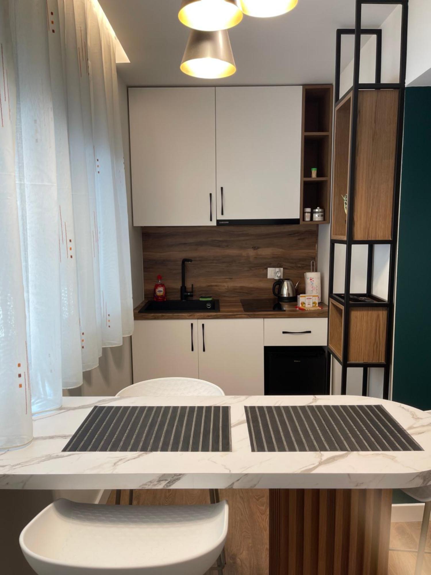 Downtown Studio Apartments Tiranë Ngoại thất bức ảnh